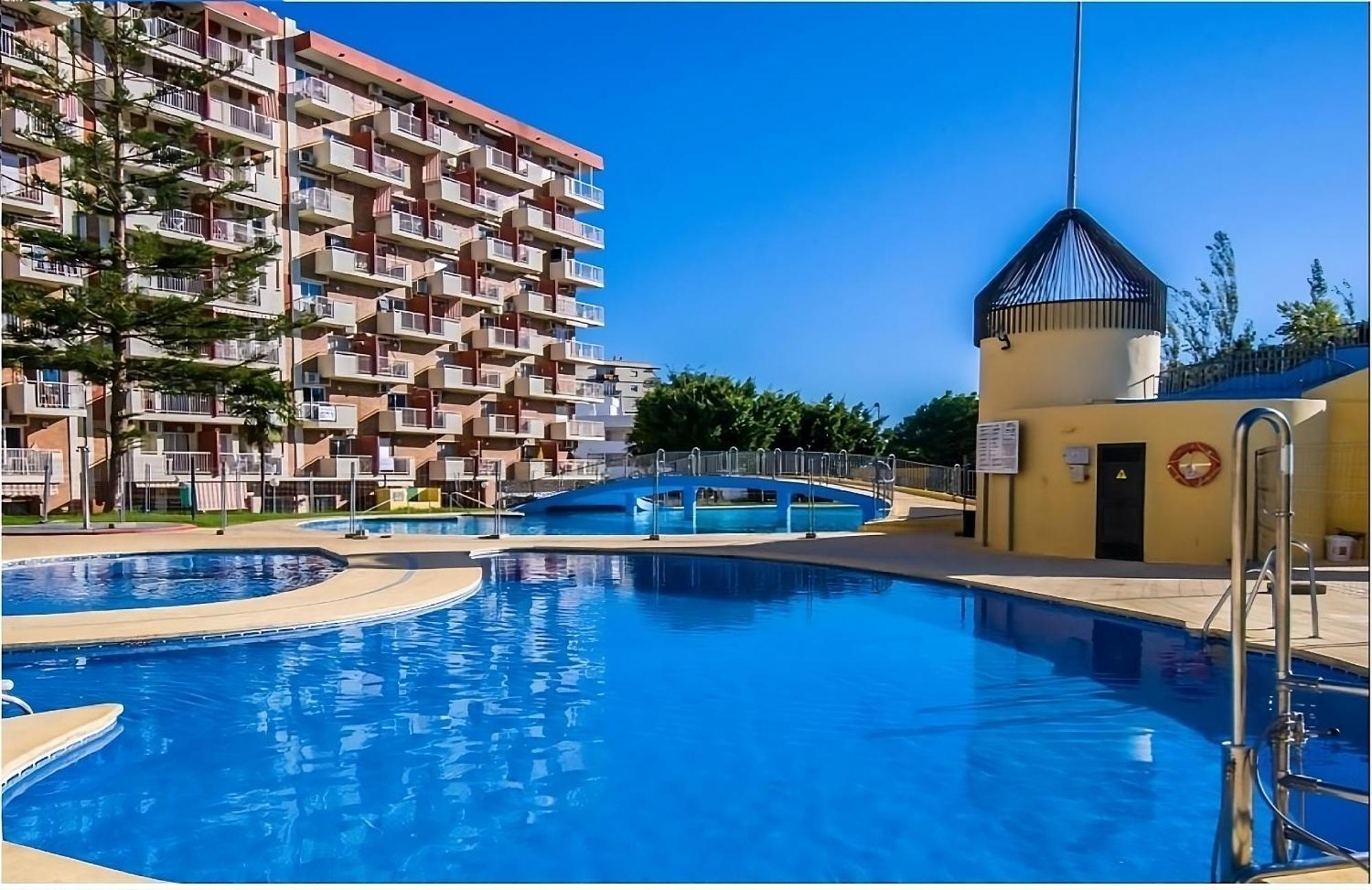 Jupiter. Moderno Estudio. Vistas Al Mar Y Montana Benalmádena Extérieur photo