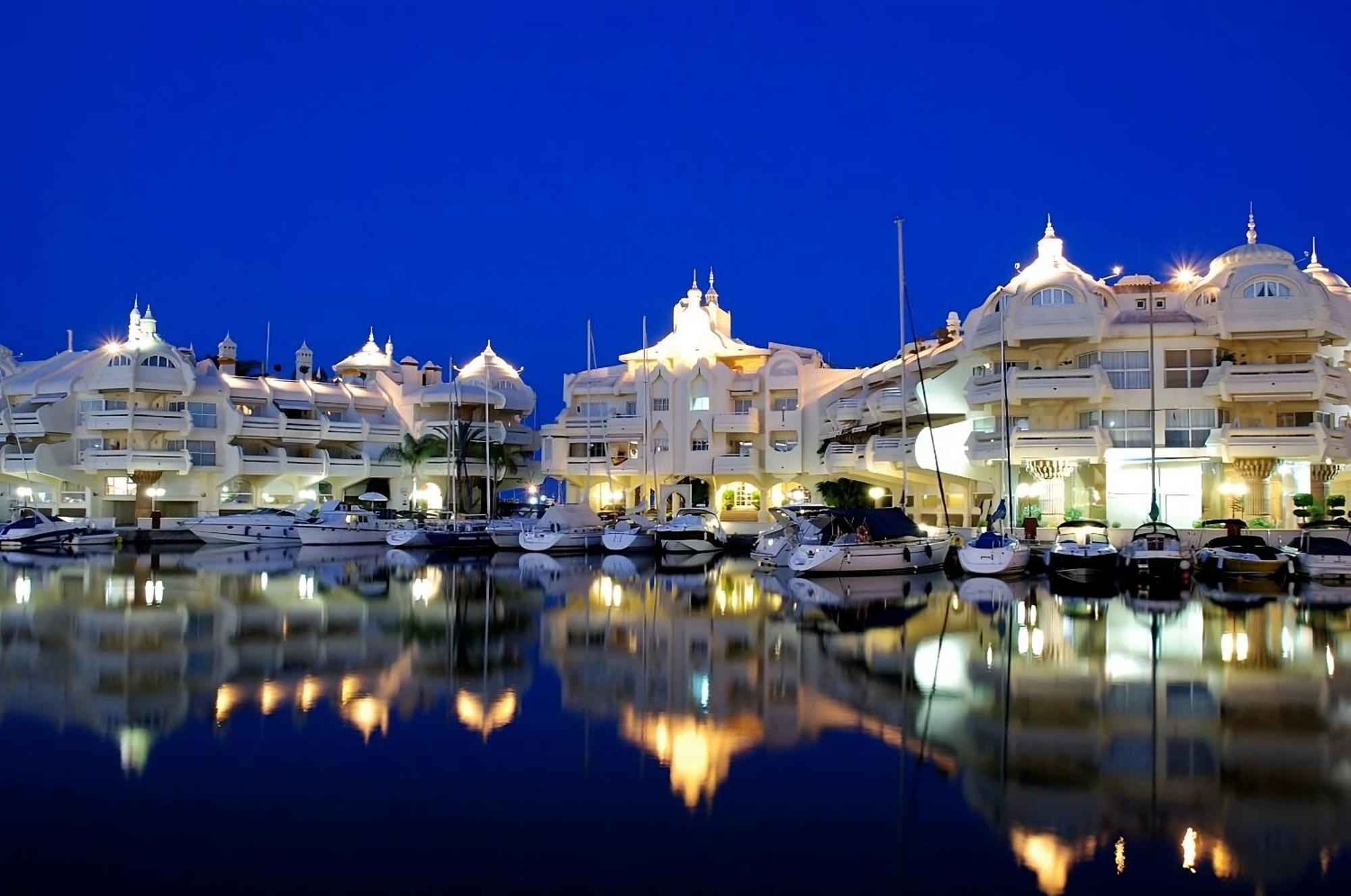 Jupiter. Moderno Estudio. Vistas Al Mar Y Montana Benalmádena Extérieur photo